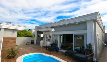 Casa para Venda em Balneário Gaivota, Centro, 3 dormitórios, 1 suíte, 1 banheiro, 1 vaga