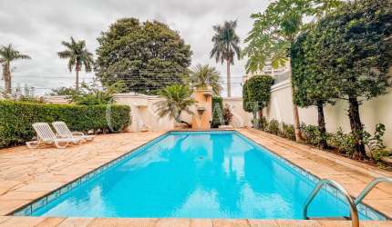 Casa no Bairro Saudade com Hidromassagem