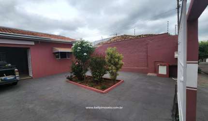 Casa para Venda em Presidente Prudente, Jardim Prudentino, 3 dormitórios, 1 banheiro, 3 vagas