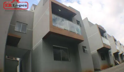 Sobrado com 3 dormitórios para alugar, 120 m² por R$ 3.077,94/mês - São Lourenço - Curitiba/PR