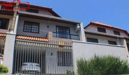 Sobrado com 3 dormitórios à venda, 190 m² por R$ 850.000 - Pilarzinho - Curitiba/PR