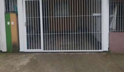 Casa com 2 quartos à venda no Desvio Rizzo, Caxias do Sul  por R$ 220.000