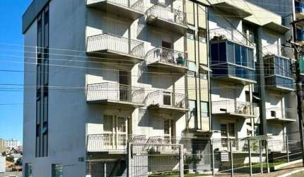 Apartamento com 3 quartos à venda no Rio Branco, Caxias do Sul  por R$ 450.000