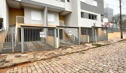 Casa com 3 quartos à venda na Colina Sorriso, Caxias do Sul  por R$ 570.000