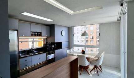 Apartamento com 3 quartos à venda no Cristo Redentor, Caxias do Sul  por R$ 770.000