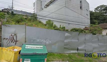 Terreno à venda no Cristo Redentor, Caxias do Sul  por R$ 920.000