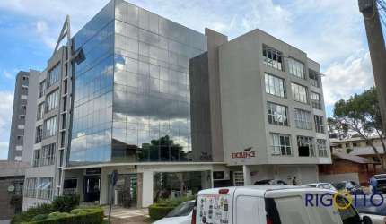 Sala comercial à venda no Panazzolo, Caxias do Sul  por R$ 300.000