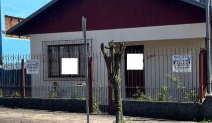 Casa com 4 quartos à venda na Nossa Senhora de Lourdes, Caxias do Sul  por R$ 480.000