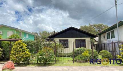 Casa com 2 quartos à venda no Desvio Rizzo, Caxias do Sul  por R$ 358.000