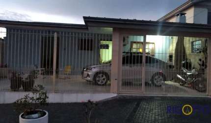 Casa com 2 quartos à venda no Esplanada, Caxias do Sul  por R$ 380.000