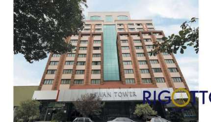 Kitnet / Stúdio à venda no Centro, Caxias do Sul  por R$ 170.000