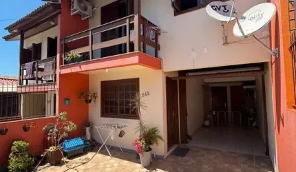 Casa com 3 quartos à venda na Bela Vista, Caxias do Sul  por R$ 380.000