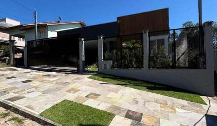 Casa com 3 quartos à venda na Colina Sorriso, Caxias do Sul  por R$ 2.300.000