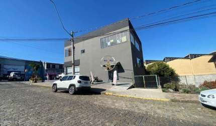 Sala comercial para alugar no Kayser, Caxias do Sul  por R$ 3.000