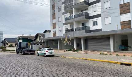 Ponto comercial para alugar no Treviso, Caxias do Sul  por R$ 1.800