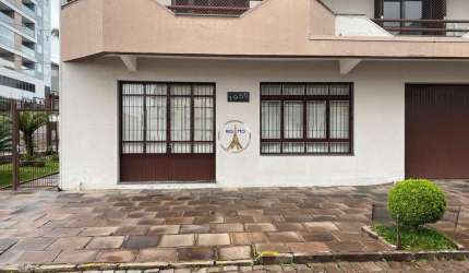 Ponto comercial para alugar no Cruzeiro, Caxias do Sul  por R$ 2.200