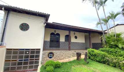 Casa de 3 quartos para alugar no Palmeiras