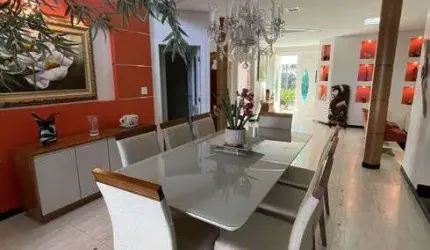 Casa sobrado a venda no condomínio Villa Do Sol