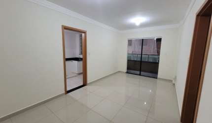 Apartamento à venda de dois quartos no bairro Finotti