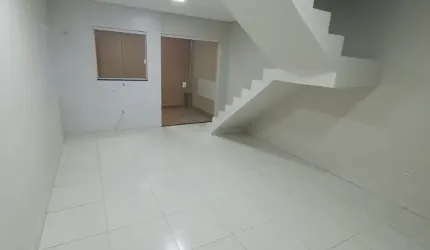 Sobrado Novo- UVARANAS- 75m² - Aceita Financiamento Bancário