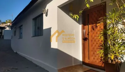 Casa localizada na Vila Barth em Itapetininga