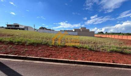 Terreno no Golden Ville com 360,00 metros a venda