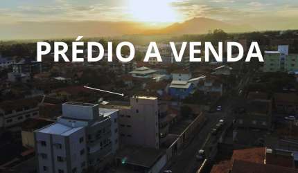 Prédio a Venda a 2 Quadras da praia - Escriturado e Registrado - Oportunidade de Investimento com Apartamentos de aproximadamente 200 m2 - Jacaraípe - Serra/ES