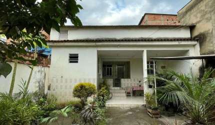 Casa para Venda em Duque de Caxias, Chácaras Rio-Petrópolis, 2 dormitórios, 4 vagas
