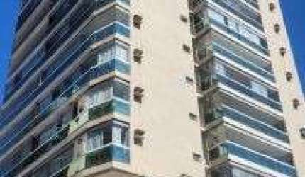 Apartamento com 3 Quartos à Venda, 115m