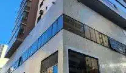Apartamento com 3 Quartos à Venda, 145m