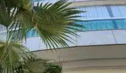 Apartamento com 2 Quartos à Venda, 130m