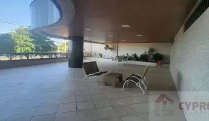 Apartamento com 4 Quartos à Venda, 390m