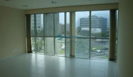 Sala para Locação no Edifício Blue Chip - Barra da Tijuca, com 57 m² por R$2.500,00
