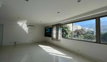 Apartamento à venda na Avenida General San Martin - Leblon - com 150m² por R$3.750.000,00
