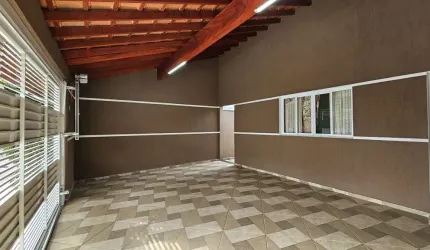 Casa venda e compra no bairro Sarapiranga em Jundiaí-SP.