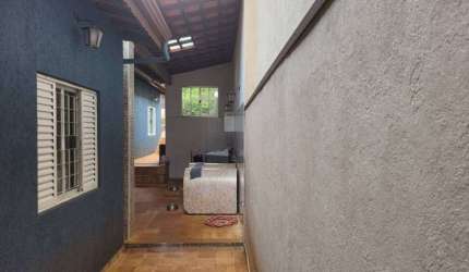 LINDA CASA COM TERRENO DE 400 m² À VENDA  NO CENTRO - JUNDIAÍ SP