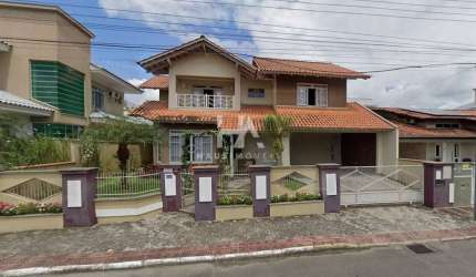 Casa no Amizade Ref. 5364