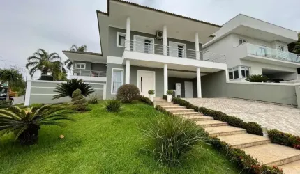 Luxo e Sofisticação no Condomínio Arujá 5 – Venda ou Locação!