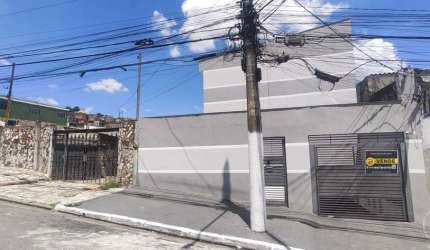Condomínio Fechado com 02 Suítes–Parque Boturussu