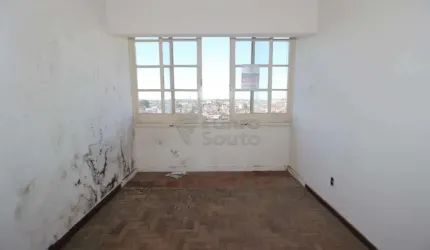 Apartamento Funcional e Estiloso de 2 Quartos no Edifício Residencial Presidente Vargas