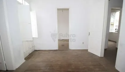Aluguel de Casa Comercial no Centro de Pelotas