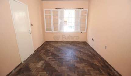 Excelente casa no Centro com 3 quartos.