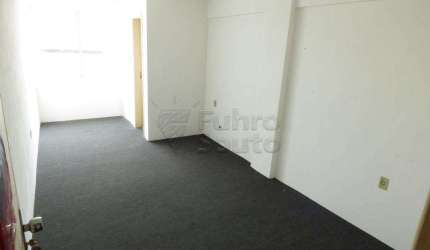 Comercial Sala em Condomínio em Pelotas
