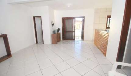 Casa Semi-Mobiliada no Laranjal ? Conforto, Praticidade e Lazer em um Só Lugar