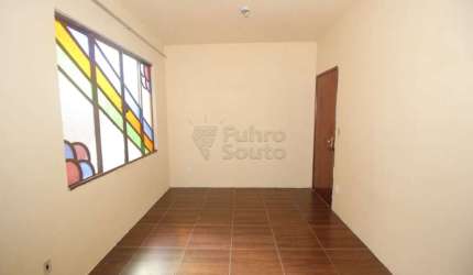 Apartamento Fora de Condomínio Amplo no Fragata - Conforto e Privacidade em Excelente Localização