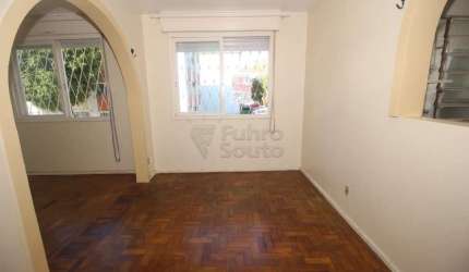 Apartamento com 2 Dormitórios no Edifício Residencial Cohaduque - Conforto e Localização Estratégica no Centro de Pelotas!