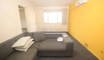 Apartamento com 2 dormitórios no Edifício Ribas Hameister