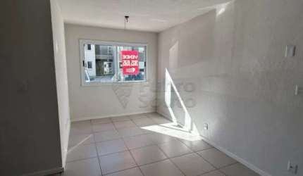 Apartamento Térreo para Aluguel no Condomínio Coimbra ? 2 Dormitórios