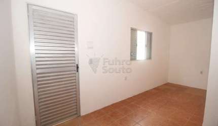 Casa 1 Dormitório - Ambientes Integrados - Francisco Carril, Próximo à Casa de Carnes Medeiros