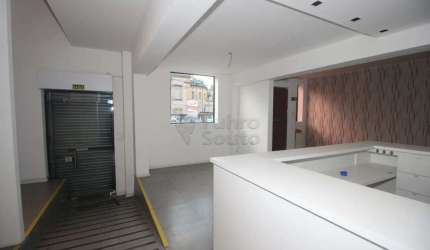 Casa comercial ampla no Centro de Pelotas